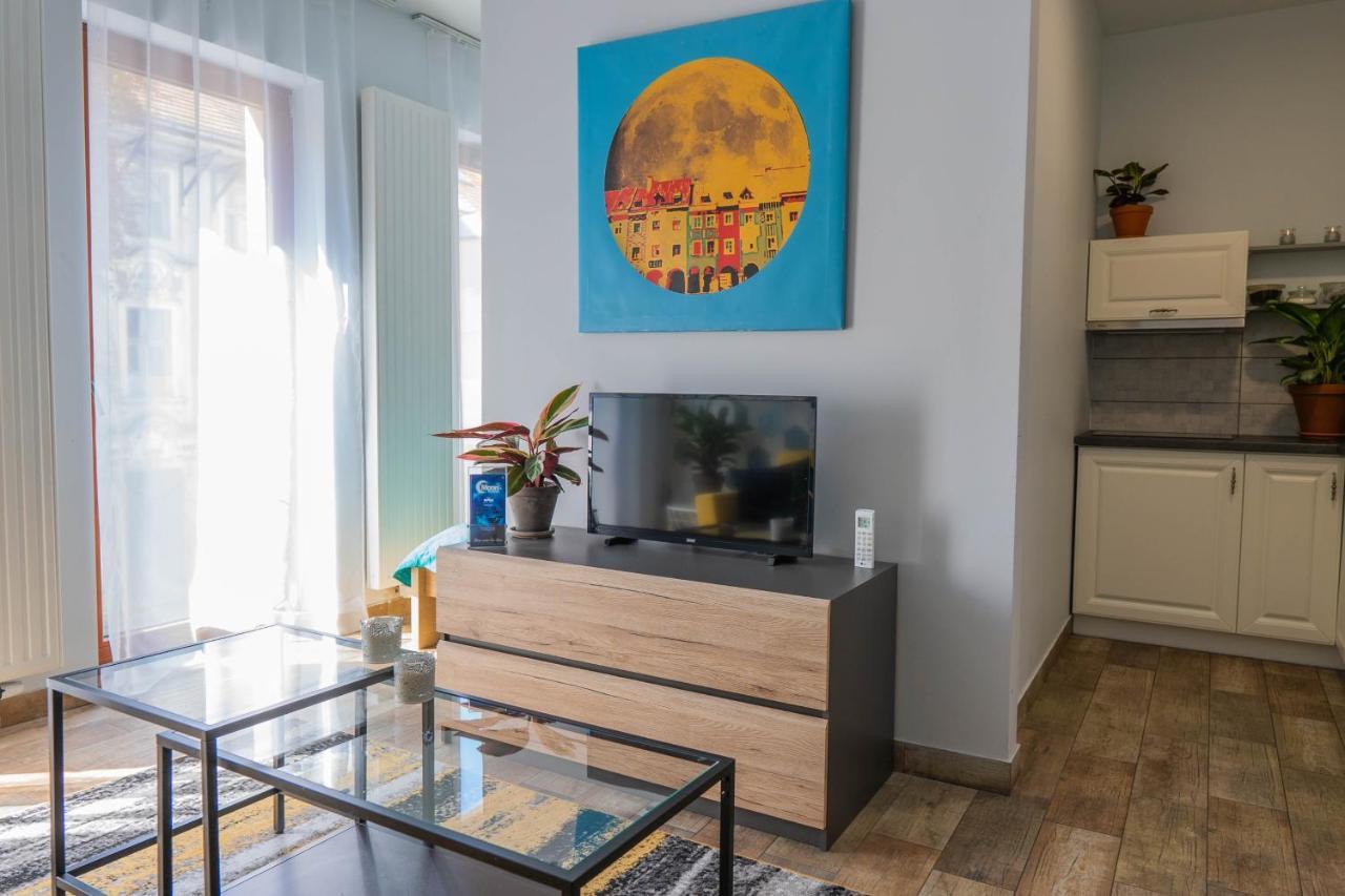 Hostal Moon