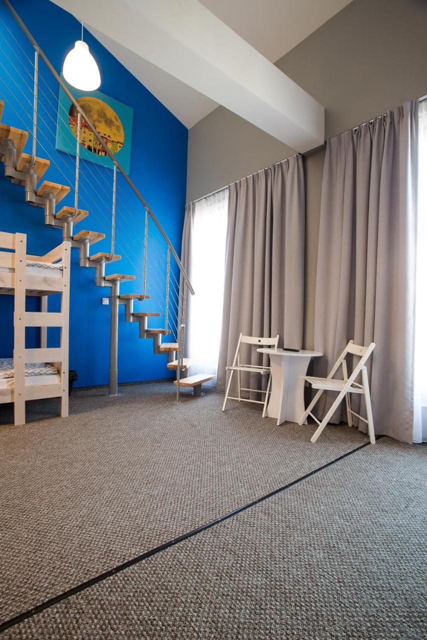 Moon Hostal